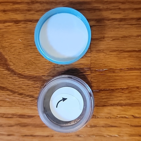 Bare Minerals Serenity Eyecolor - Picture 2 of 2